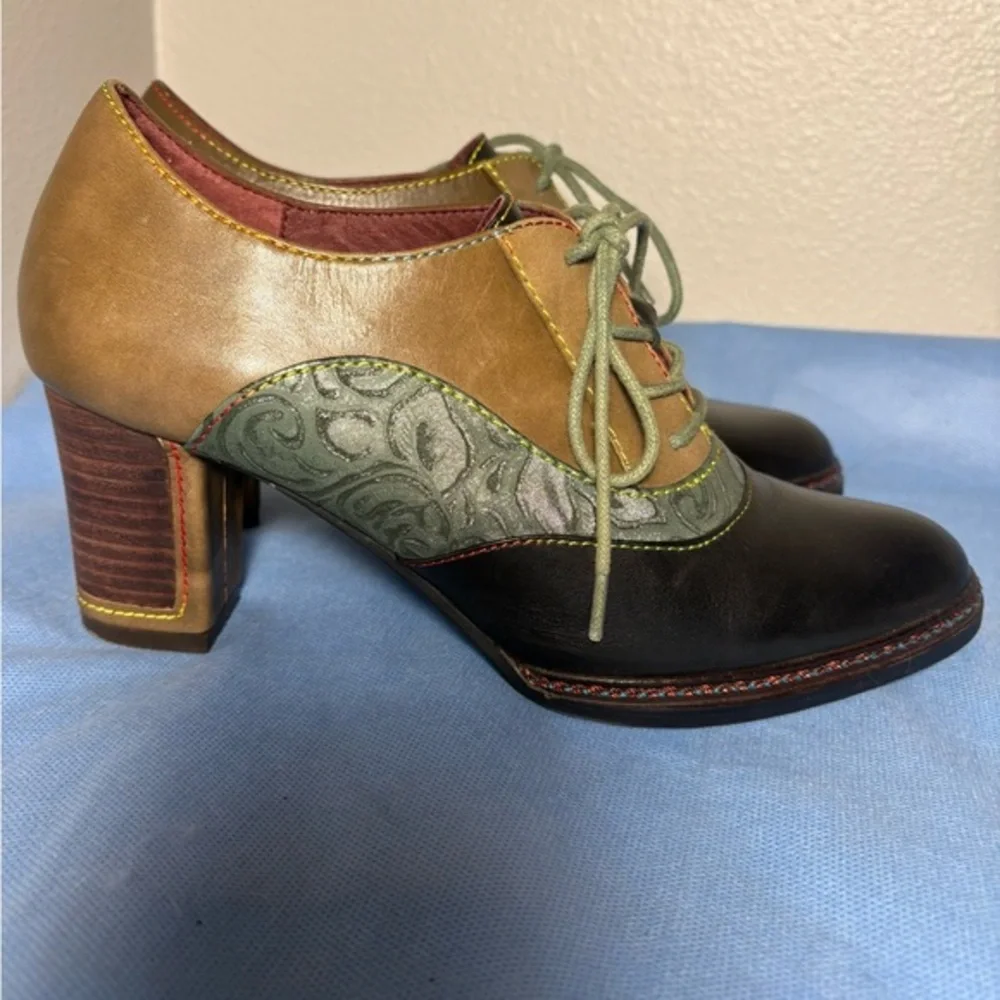 L’Artiste Lavada Bootie by spring step heeled Oxford, hand painted leather - Picture 1 of 16
